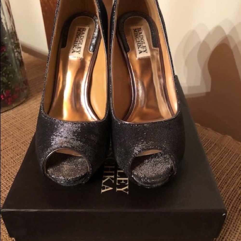 Badgley Mischka Humbie IV Pump